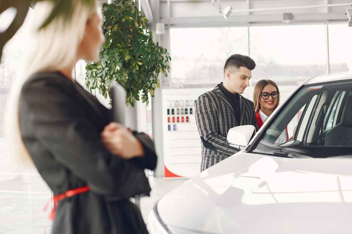 Araç Alım Satımında Pazarlık Stratejileri ve Barem Cars'ın Hizmetleri