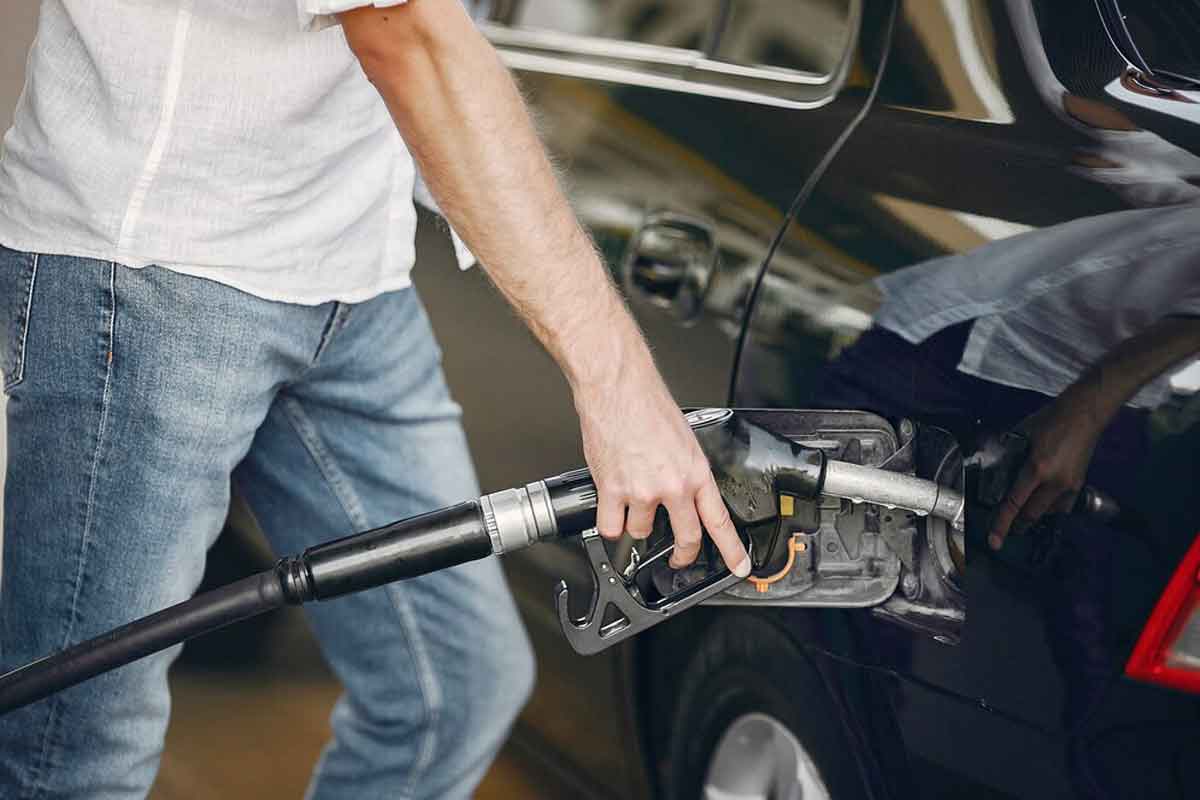 Yakıt Tüketimi Nasıl Hesaplanır? Araba Alırken İpuçları
