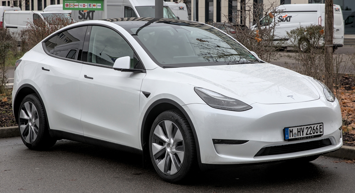 Tesla Model Y ile Elektrikli Sürüşün Yeni Boyutu