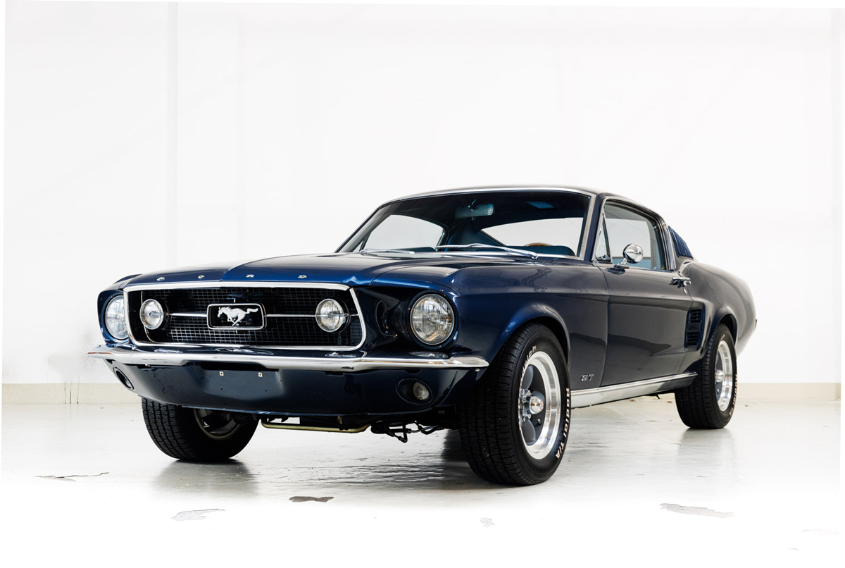 Fastback Nedir? Otomobil Dünyasında Fastback Araçların Özellikleri