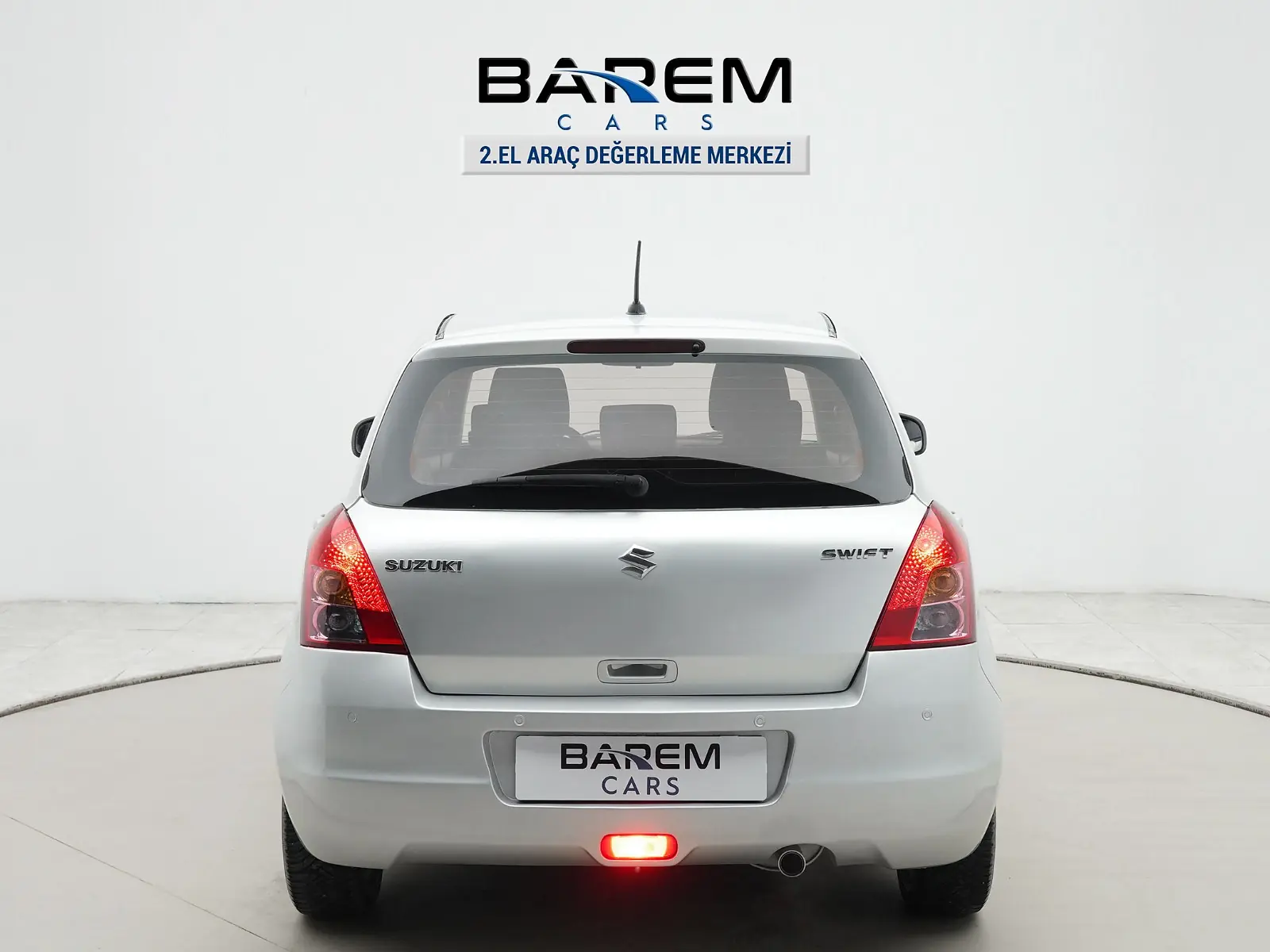 2010 Suzuki Swift 1.5 AT fotoğraf 5
