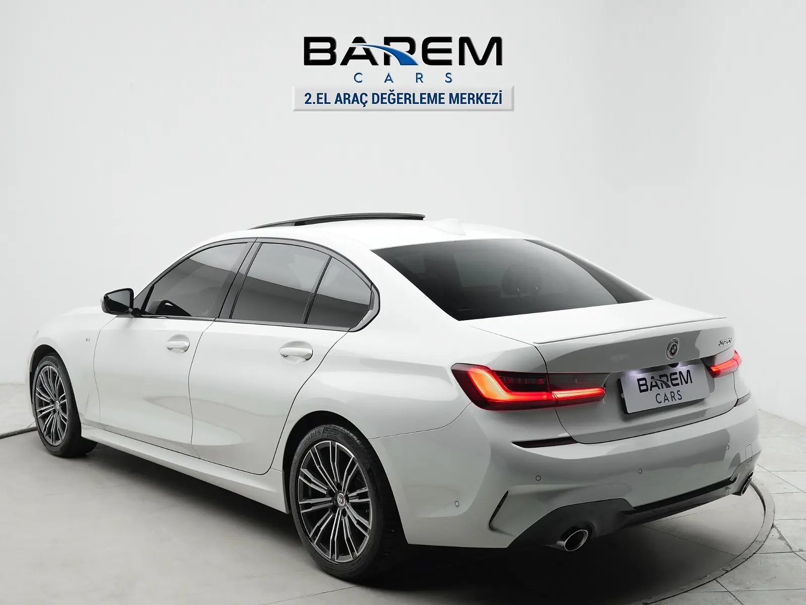 2022 BMW 3 Serisi 320i 50th Year M Edition fotoğraf 2