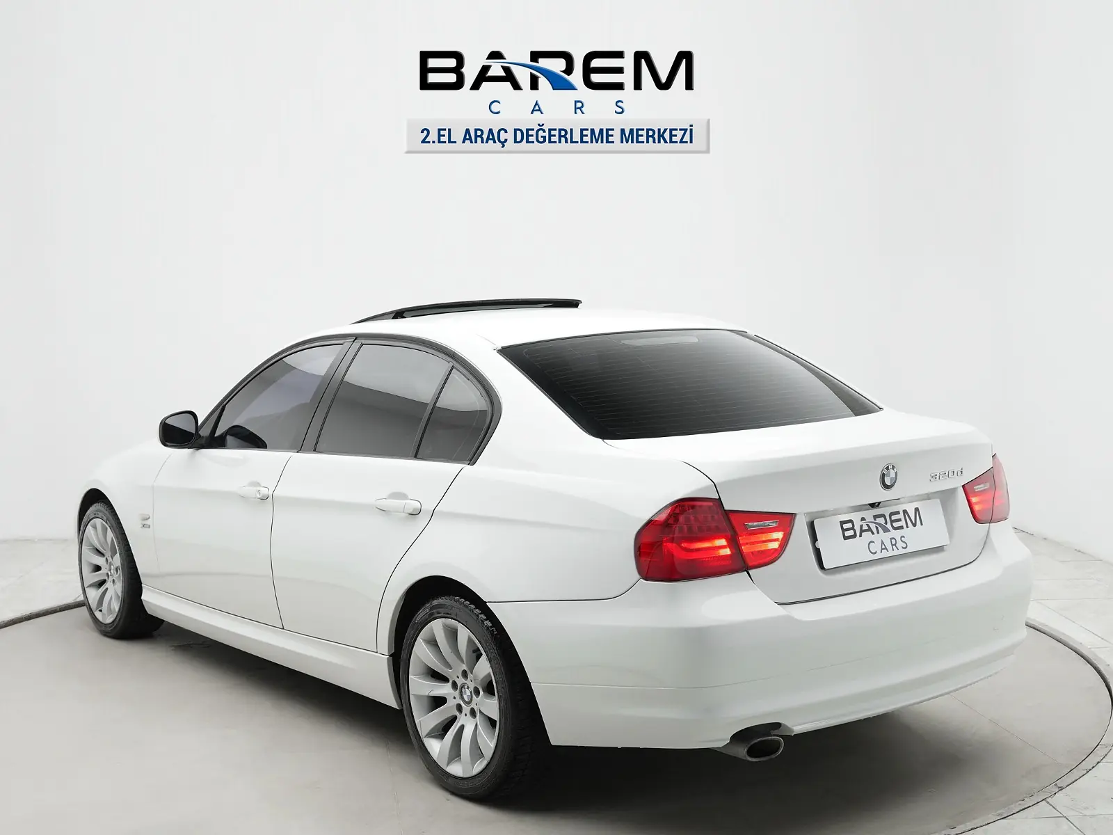 2011 BMW 3 Serisi 320 xDrive Standart fotoğraf 2