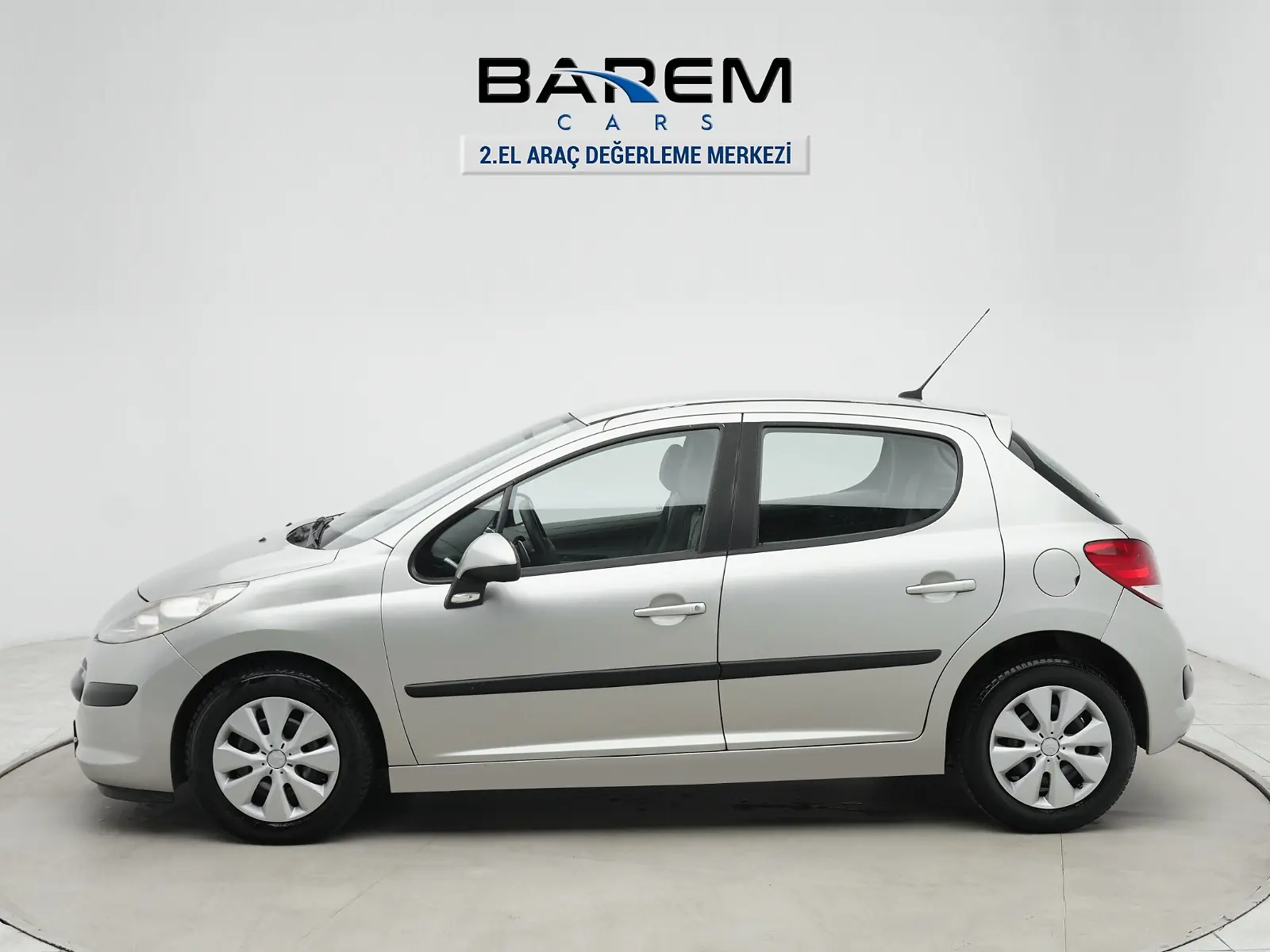 2010 Peugeot 207 1.4 Trendy fotoğraf 3