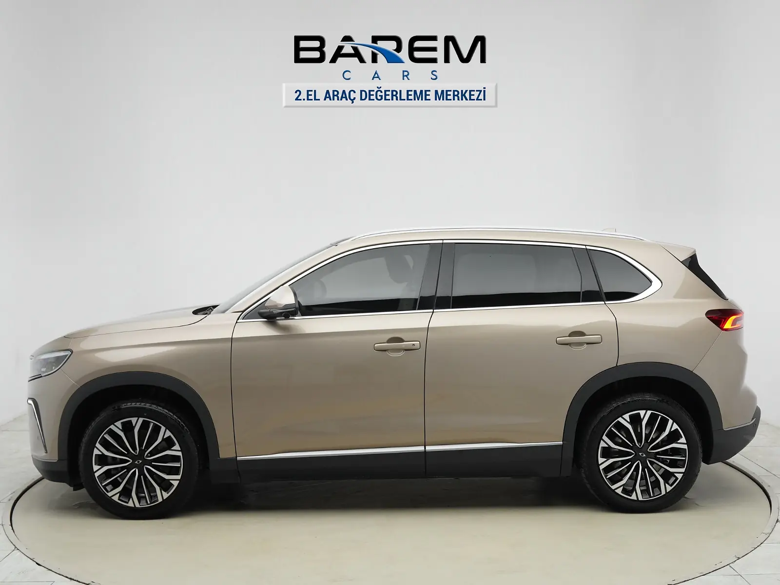 2025 Togg T10X V2 SUV RWD Uzun Menzil fotoğraf 2