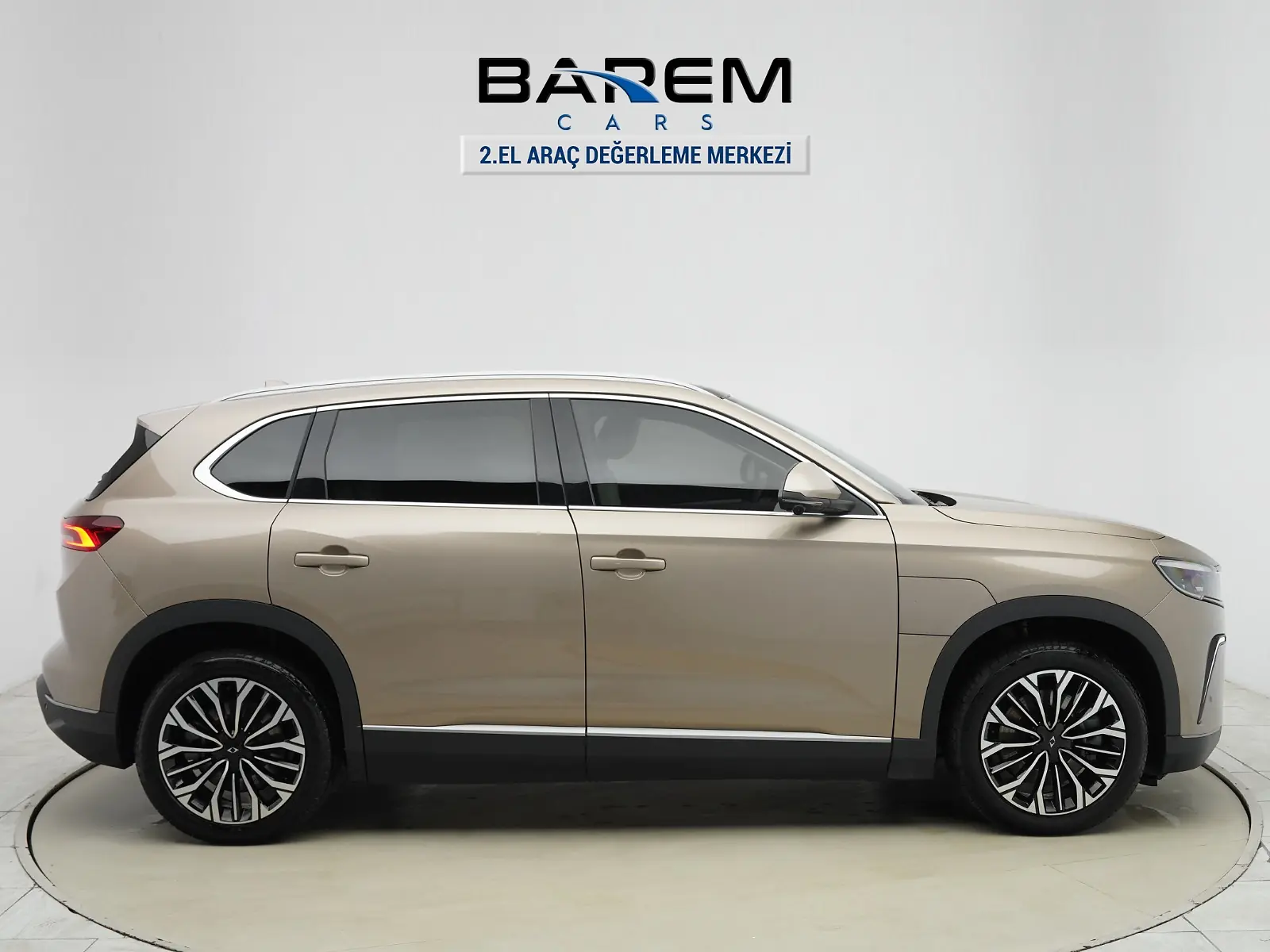 2025 Arac 2025 Togg T10X V2 SUV RWD Uzun Menzil - satılık fotoğraf 8