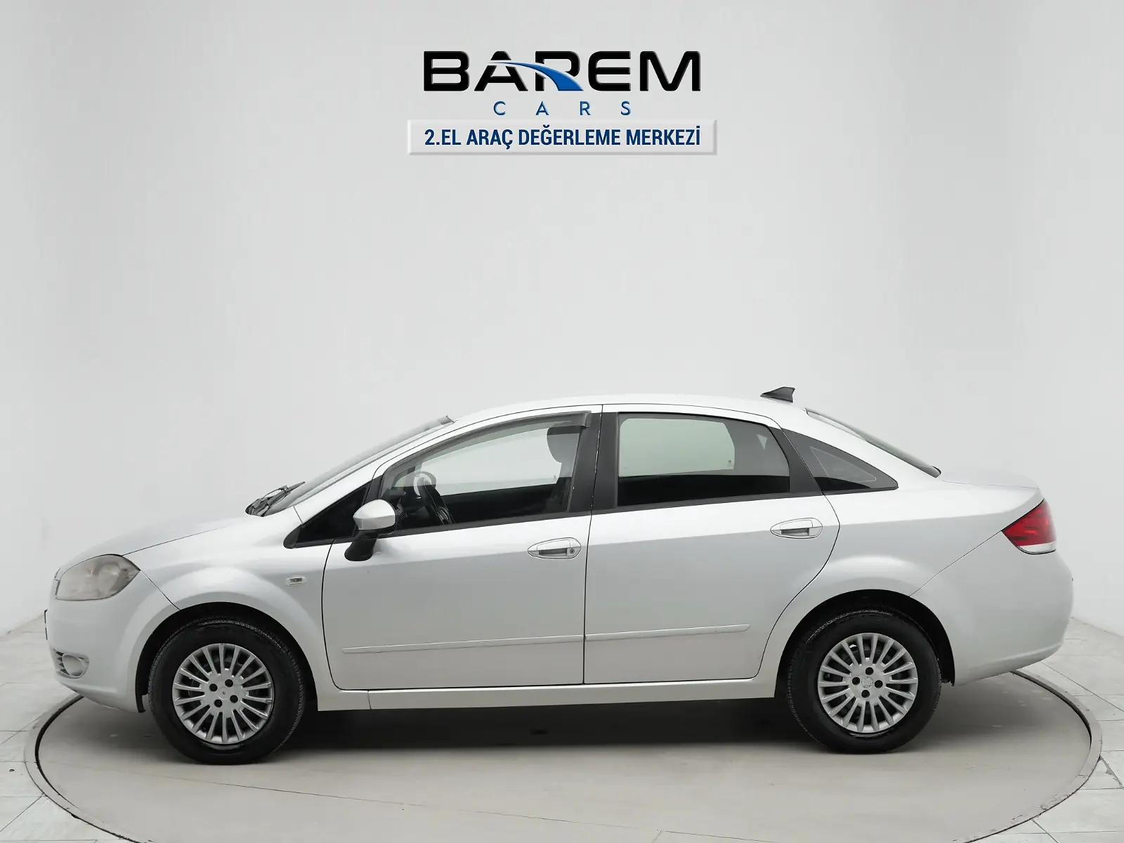 2010 Fiat Linea 1.3 Multijet Active Plus fotoğraf 3