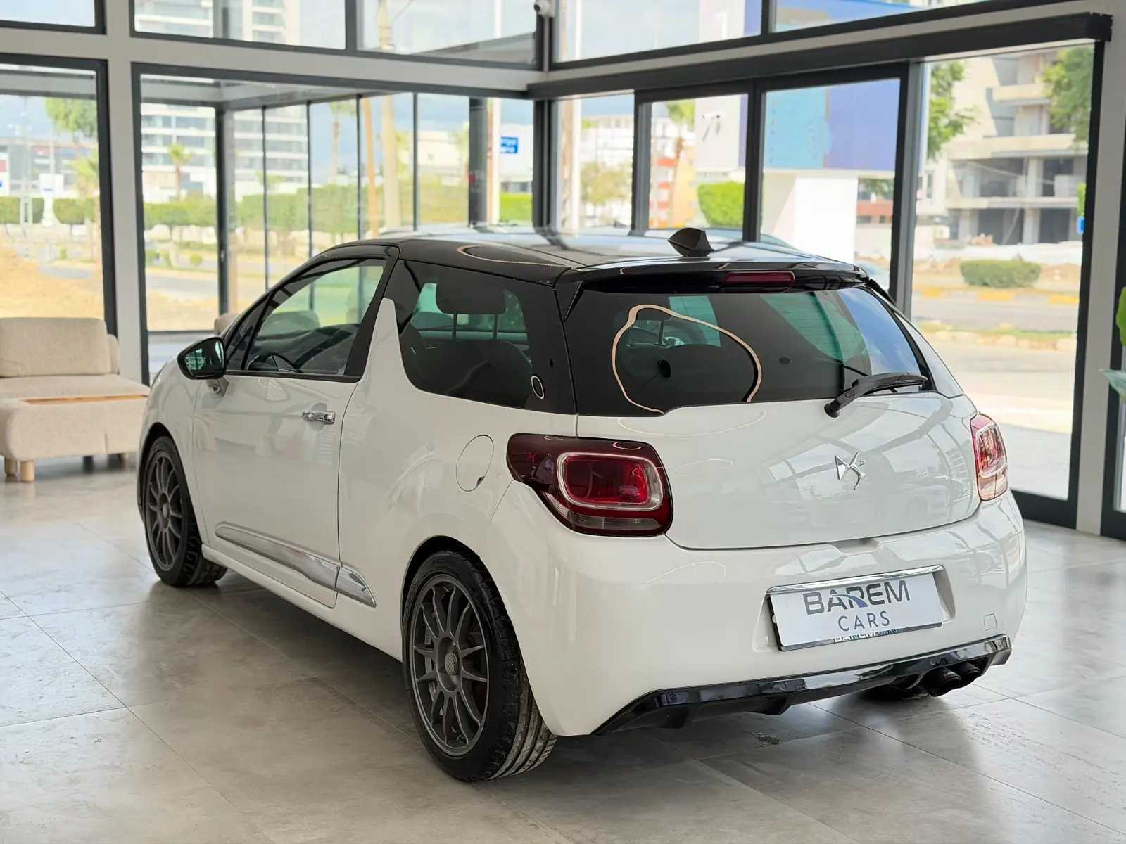 2013 DS AUTOMOBILES DS 3 DS 3 1.6 e-HDi D-Style - satılık fotoğraf 8
