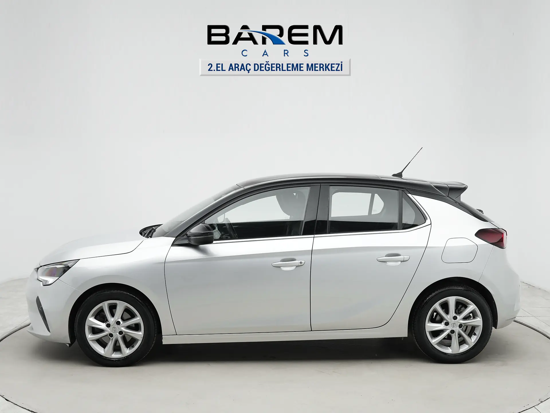 2023 Opel Corsa 1.2 T Elegance fotoğraf 5