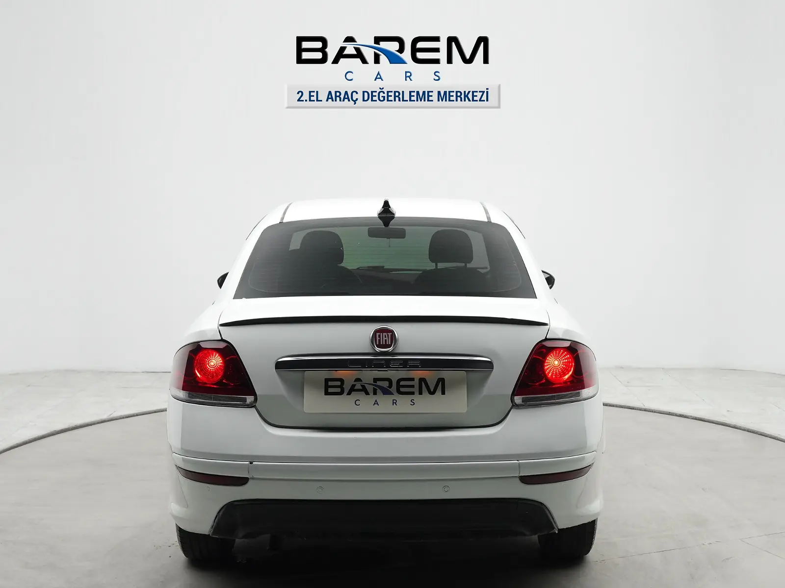 Barem Cars , 2 P. Lokal Boyalı, Değişensiz ,Klimalı,Park Sensörü fotoğraf 3