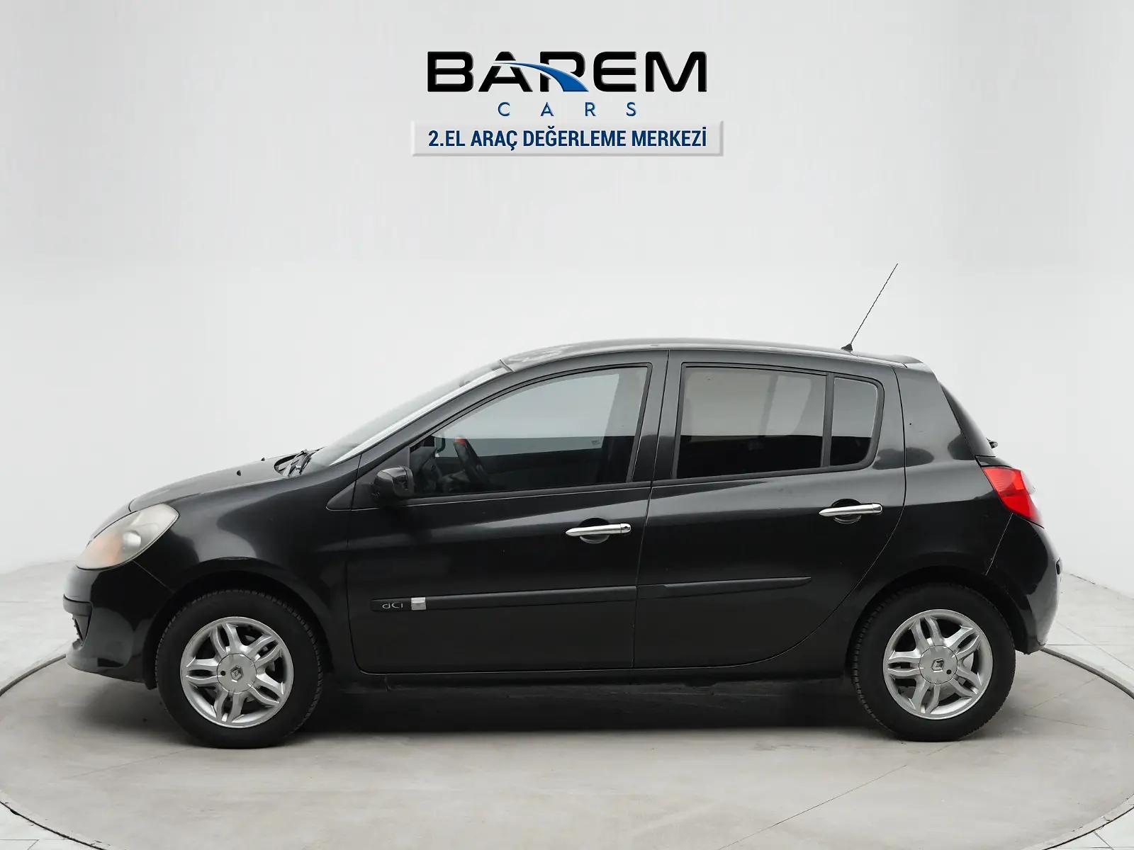 Barem Cars , Renault Clio , Dizel , Park Sensörü , Klima fotoğraf 3