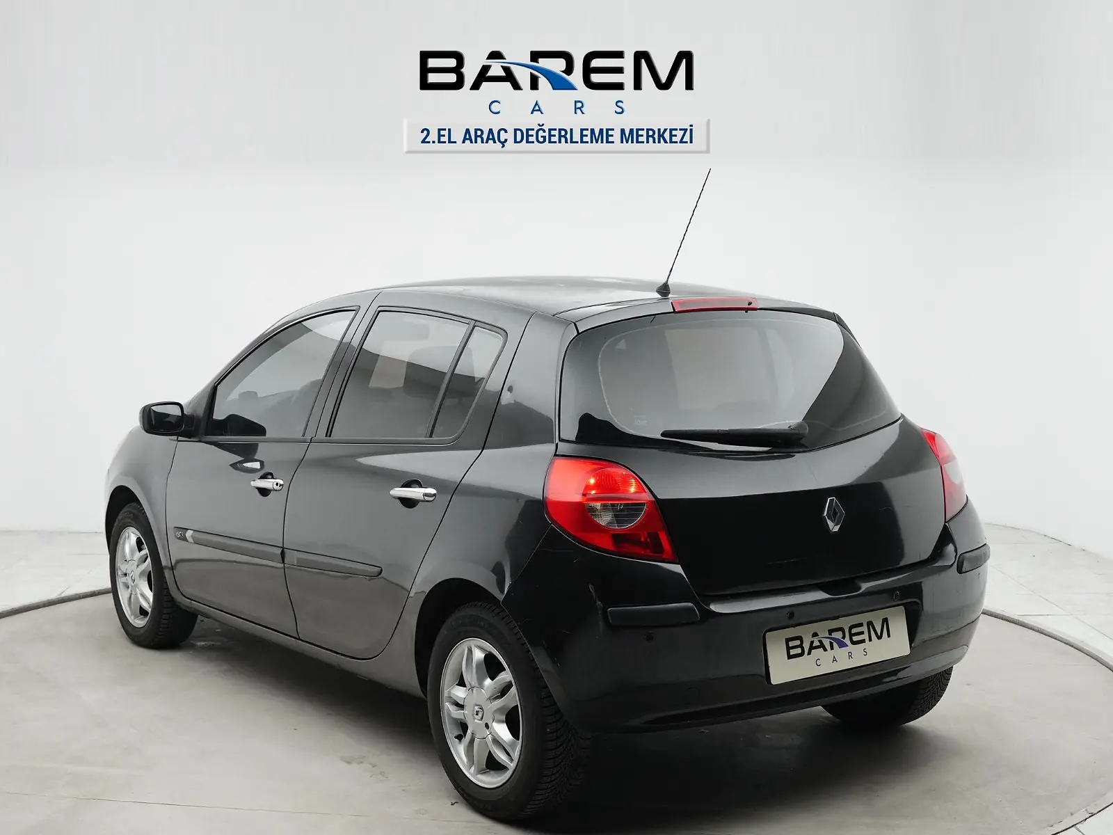 Barem Cars , Renault Clio , Dizel , Park Sensörü , Klima fotoğraf 4