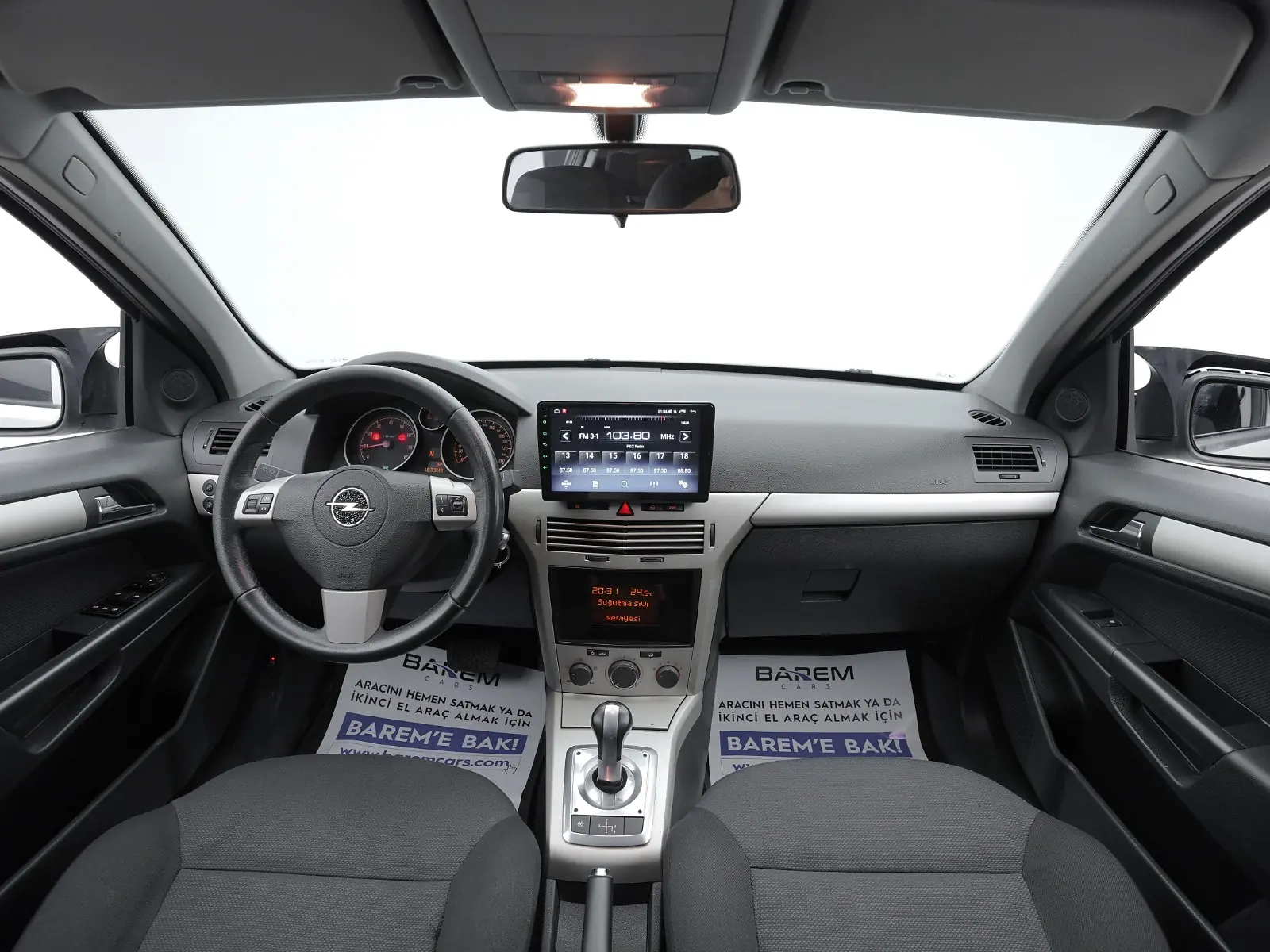 Barem Cars , Otomatik , Tablet Ekran , Geri Görüş , Klimalı fotoğraf 2