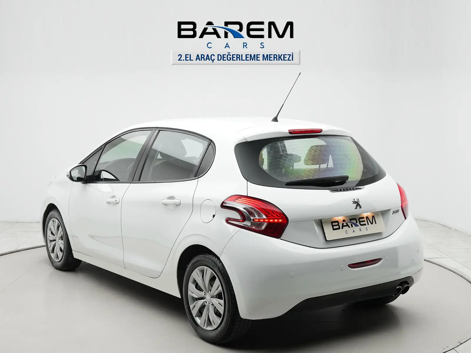 Barem Cars , Otomatik , 132.047 Km , Park Sensörü , F1 fotoğraf 2