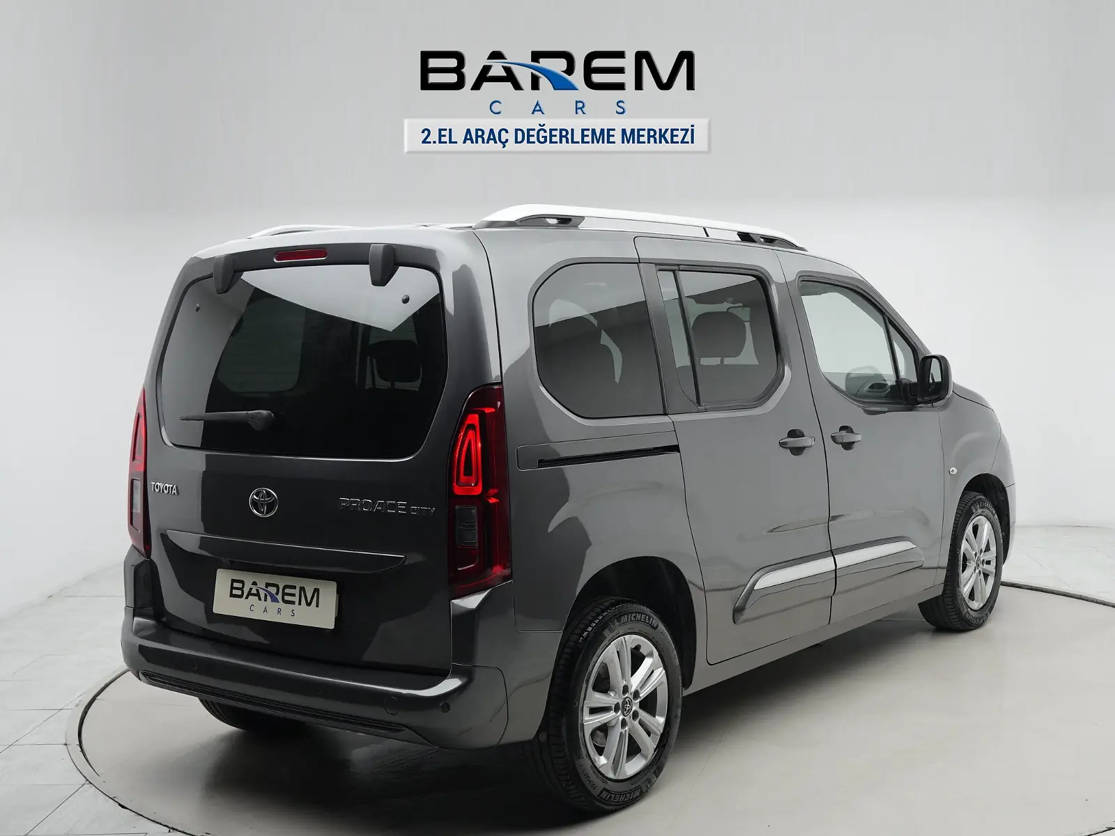 Boyasız , Değişensiz , Cam Tavan , Orta Konsol , Cruise , F1 fotoğraf 2