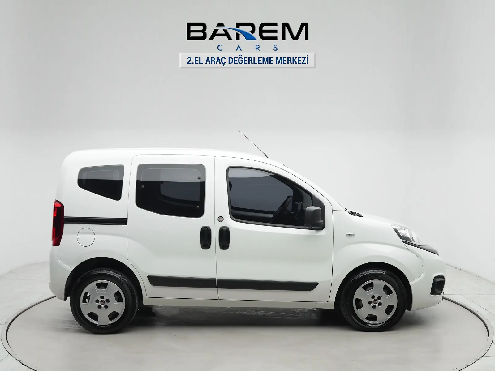 Barem Cars , Yeni Kasa , 1.3 Multijet, Çift Sürgü ,Tablet Ekran fotoğraf 5
