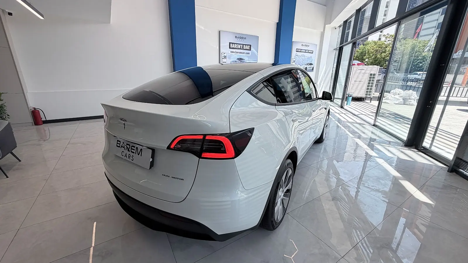 2023 Tesla Model Y Long Range (Legacy) - satılık fotoğraf 9